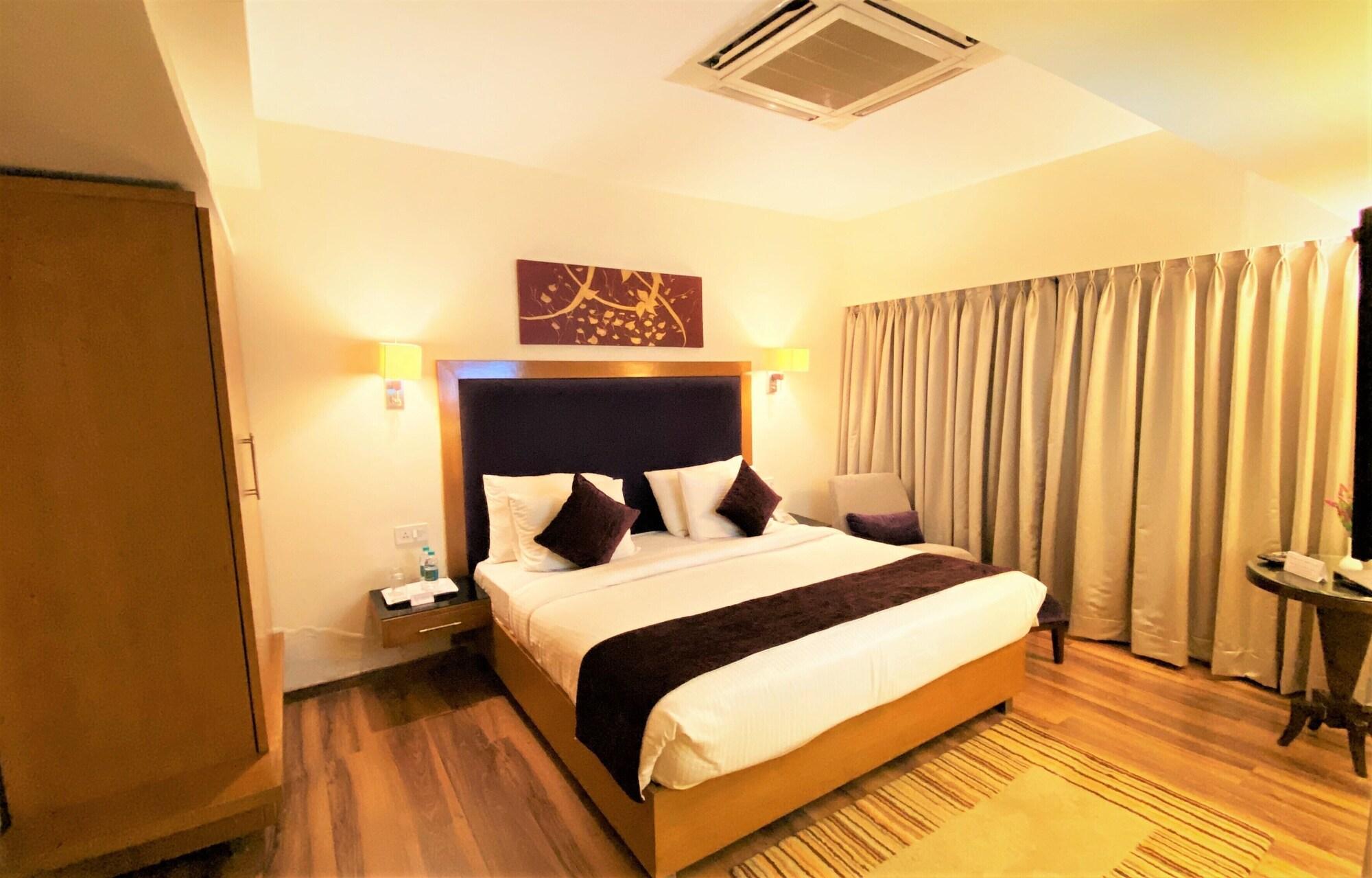 Gis Select Banjara Hill Hotel Hyderabad Bagian luar foto